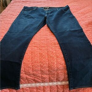 Levi's Women's Skinny Jeans in Dark Blue